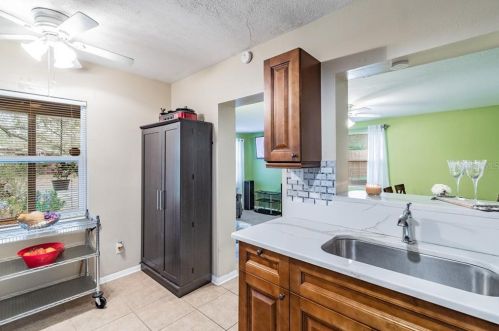 1603 Henry Ave, Tampa FL 33603-1110 exterior