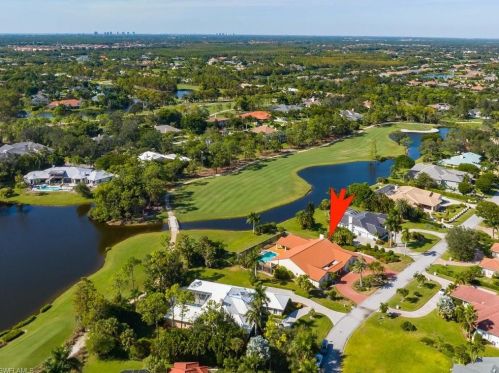 4724 Oak Leaf Dr, Naples FL 34119-8575 exterior