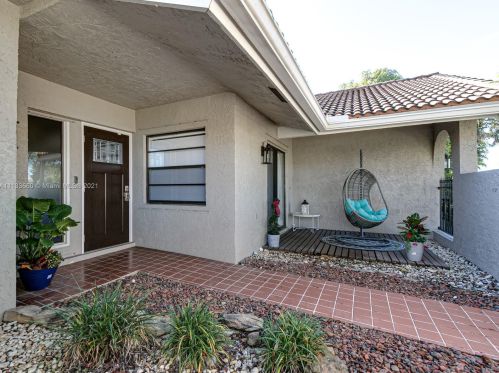 21110 Escondido Way, Boca Raton FL  33433-2519 exterior