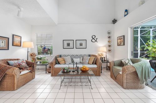 1401 18 St, Boca Raton FL 33486-6510 exterior