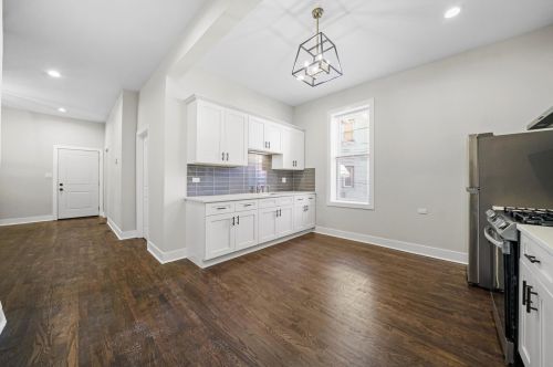 6511 Peoria St, Chicago IL 60621-1907 exterior