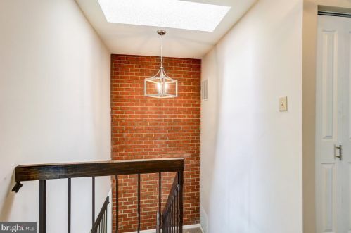 717 Twin Holly Ln, Silver Spring MD 20910-4665 exterior