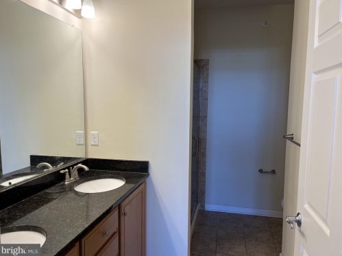 1143 Halifax Pl, Trenton NJ  08619-2082 exterior