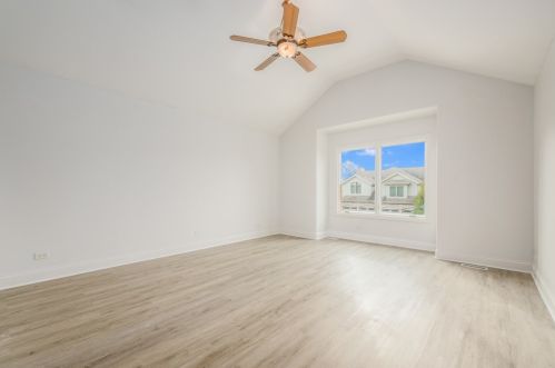 187 Mayo Ct, Elmhurst IL  60126-5158 exterior