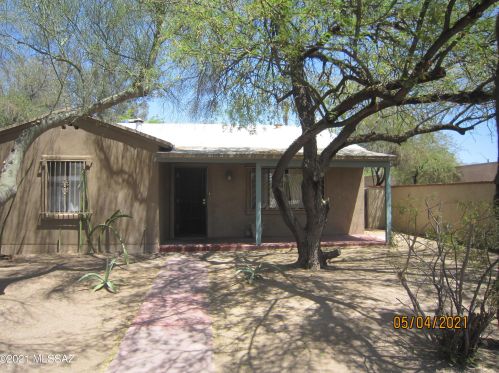 1821 Seneca St, Tucson AZ  85719-3748 exterior