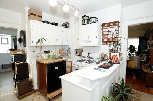 2453 Oakland Ave, Milwaukee WI 53211-4335 exterior