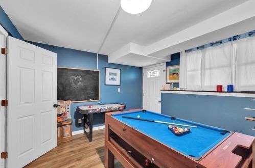 63 Glenmore St, Springfield MA 01129-1064 exterior