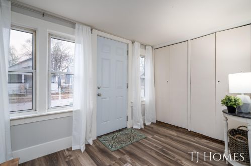 967 Emerson Ave, Meskegon MI  49442-5131 exterior