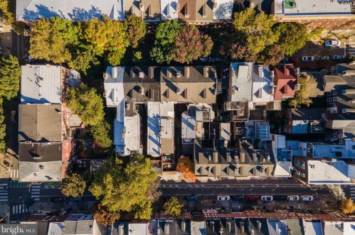 1016 Clinton St, Philadelphia PA 19107-6017 exterior