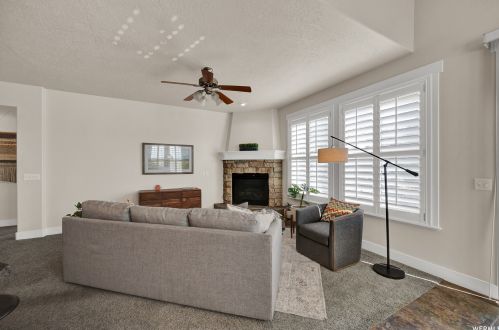 1958 Bluffside Cir, Sandy UT exterior