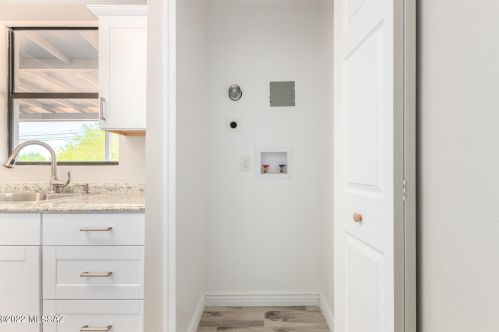 3961 26 St, Tucson AZ 85711-5644 exterior