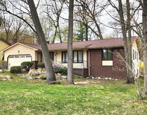 4703 Chalet Ln, Wyoming MI  49519-4912 exterior