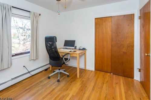 15 Reynolds Ave, Parsippany NJ 07054-3310 exterior