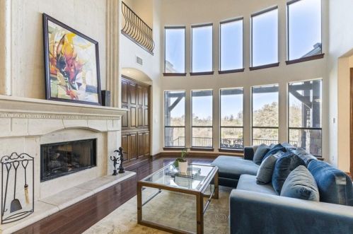 400 Dawn River Cv, Austin TX 78732-1986 exterior