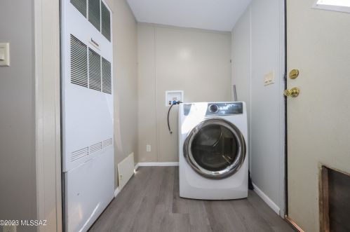 55 King Rd, Tucson AZ 85705-3217 exterior