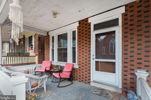 247 Pine St, Lancaster, PA 17603-3434