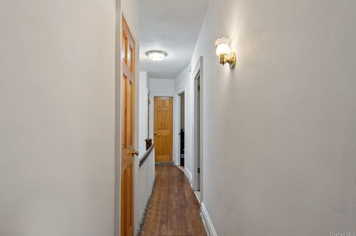 696 3 Ave, Mount Vernon NY 10550-3902 exterior