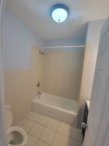 1736 Sawyer Ave, Chicago IL 60655-2413 exterior