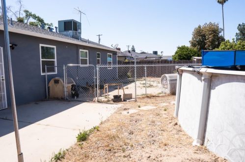 1225 Rose St, Turlock CA  95380-5539 exterior