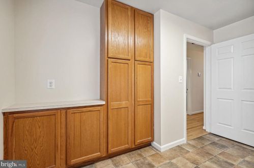 5247 Mitchell St, Alexandria VA 22312-2126 exterior