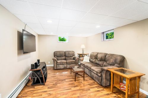 4424 Oakley St, Duluth MN 55804-1227 exterior