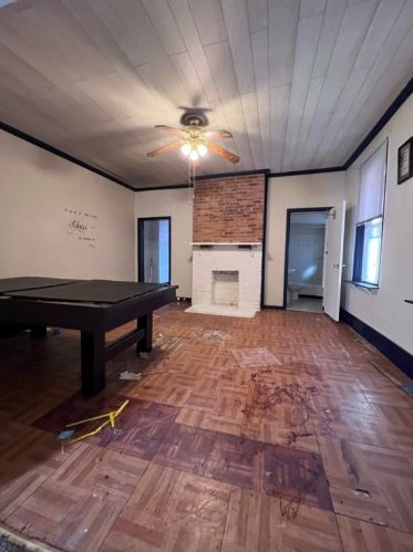 129 Zara St, Pittsburgh, PA 15210-2065