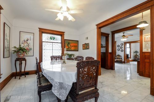 6300 Louise Ave, Chicago IL 60646-4008 exterior