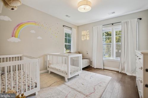 6031 Florence Ln, Alexandria VA 22310-2209 exterior