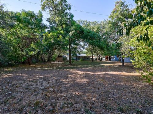 7503 Carriage Dr, Austin TX exterior