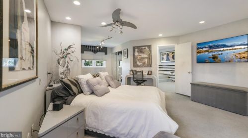 868 Broadmoor Rd, Huntingdon Valley PA 19006-2803 exterior