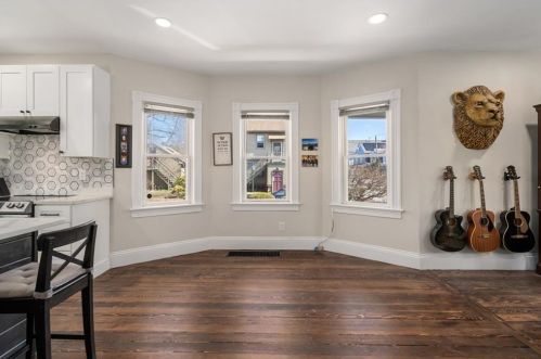 61 Tucker Ave, Providence RI  02905-3314 exterior