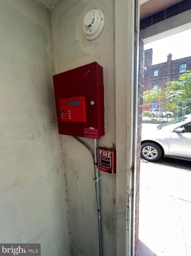 4261 Frankford Ave, Philadelphia PA 19136-2736 exterior