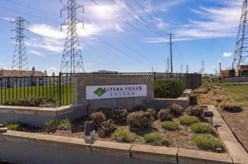 885 Halidon Way, Folsom CA  95630-8406 exterior