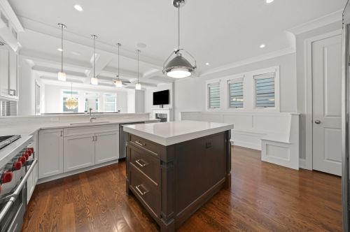 3417 Bell Ave, Chicago IL 60622-3033 exterior