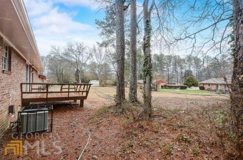 6460 Connell Rd, Atlanta GA  30349-4538 exterior