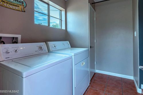 5441 7 St, Tucson AZ 85719-5410 exterior