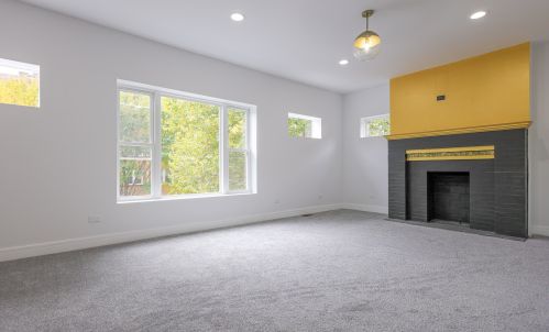 2720 Monroe St, Chicago IL  60612-2823 exterior