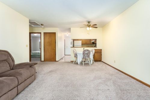 5190 Grn Mdw Rd, Kalamazoo MI 49009-1262 exterior