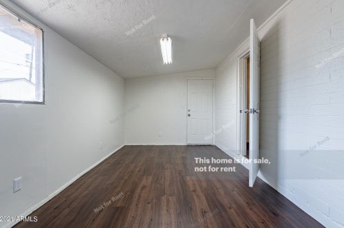 5625 19 Pl, Phoenix AZ 85040-3301 exterior