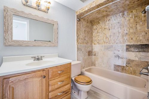 4319 Autumn Leaves Dr, Tampa FL  33624-1179 exterior