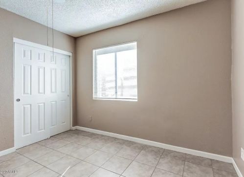 9645 11 Ave, Phoenix AZ 85021-4422 exterior