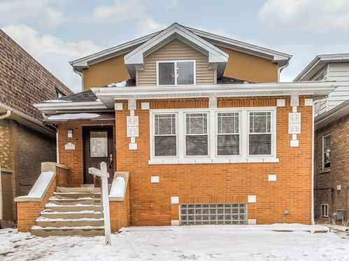 7933 Cressett Dr, Chicago, IL 60707-1346