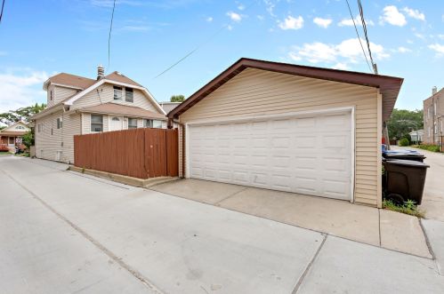 4744 Laramie Ave, Chicago IL 60803-6818 exterior