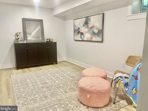 6705 Buttermere Ln, Bethesda MD  20817-1528 exterior