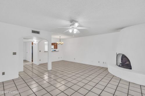 7860 Baker St, Tucson AZ  85710-2360 exterior