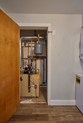 37 Alice Dr, Concord NH  03303-2035 exterior