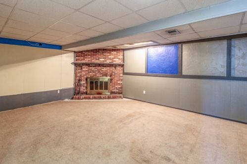 6611 Brownsville Rd, Pittsburgh PA  15236-3534 exterior