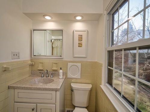 590 Clemson Dr, Pittsburgh PA 15243-1736 exterior