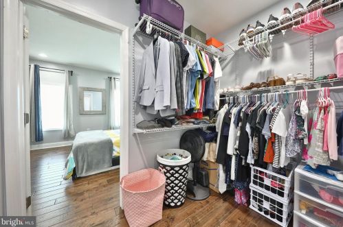 1524 Leithgow St, Philadelphia PA 19147-1514 exterior