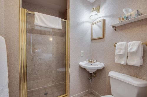 626 4th St, Stillwater MN 55082-4827 exterior